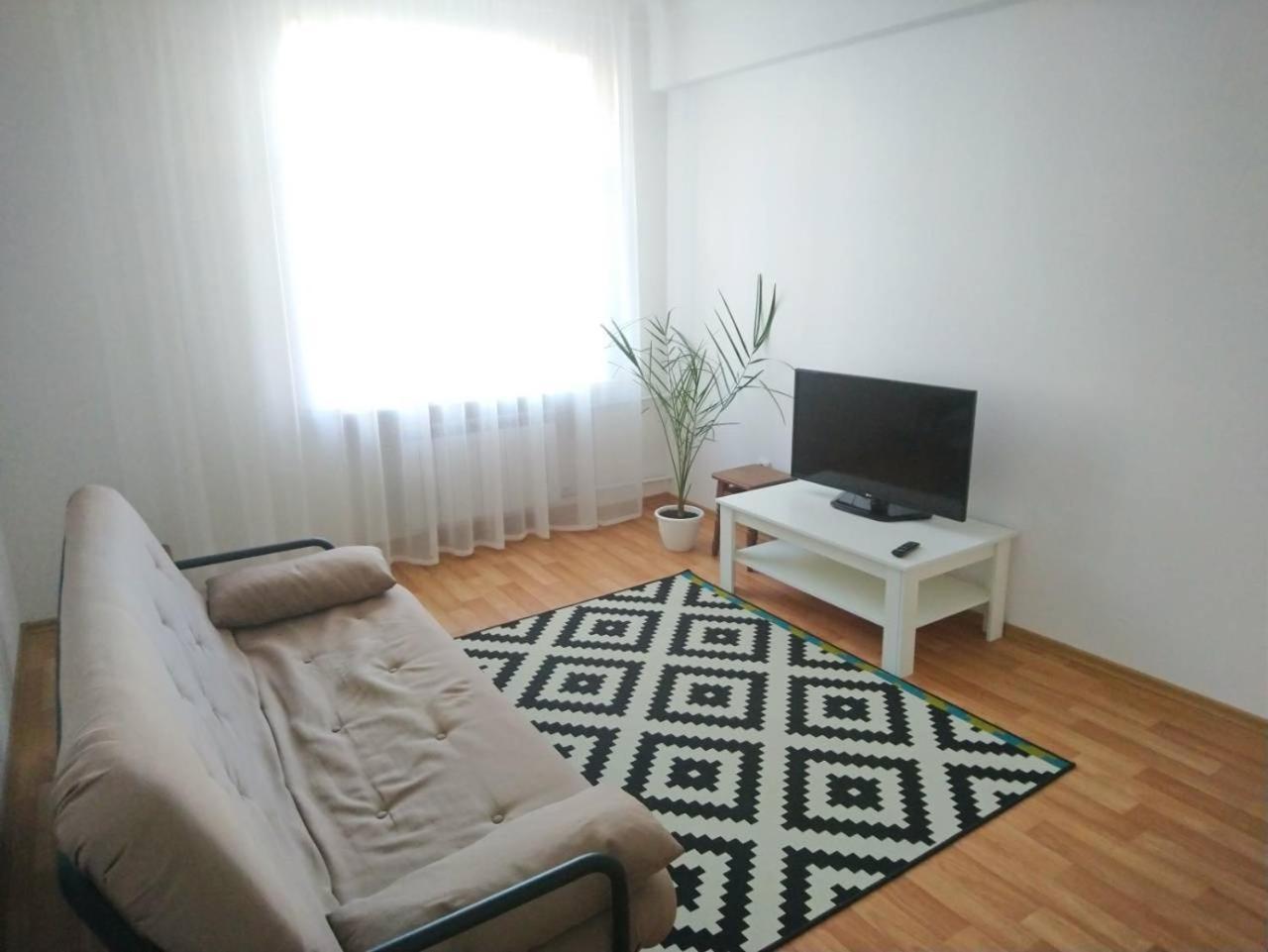 Apartments Theatre Shepkina 2 Room Sumy Zewnętrze zdjęcie