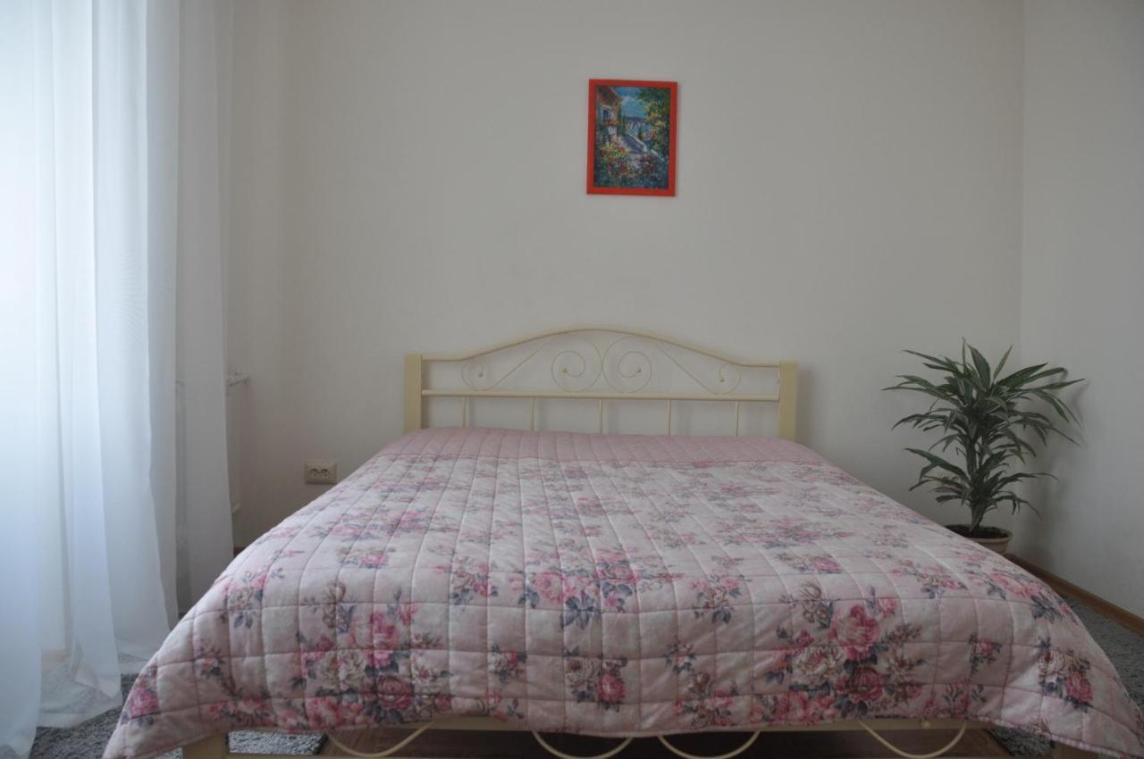 Apartments Theatre Shepkina 2 Room Sumy Zewnętrze zdjęcie