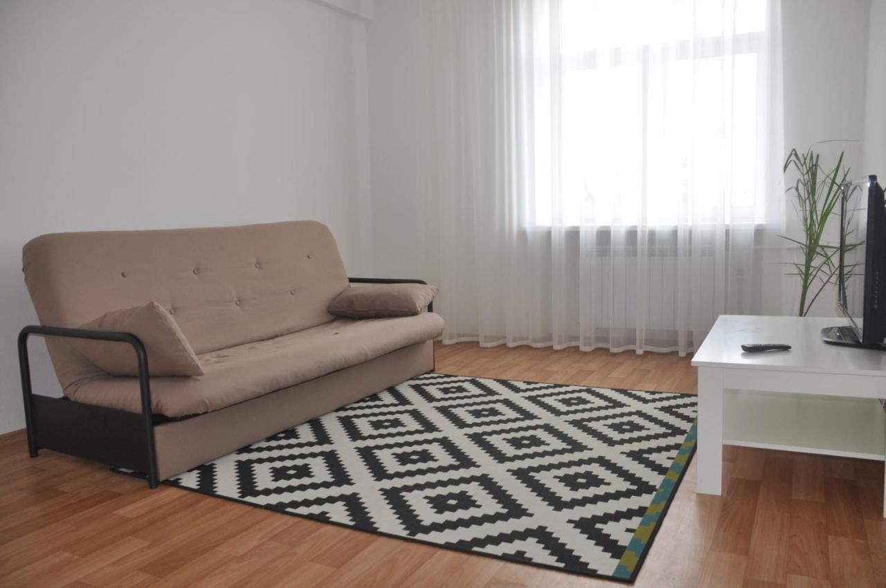 Apartments Theatre Shepkina 2 Room Sumy Zewnętrze zdjęcie